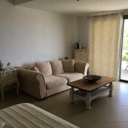 Apartment Charmantes 792 Route Inferieure De Cardo